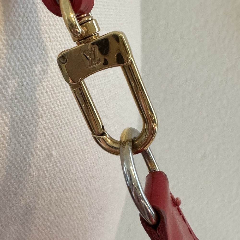 Vintage Louis Vuitton Epi Pochette Accessories Red Leather Clutch France - Picture 11 of 16